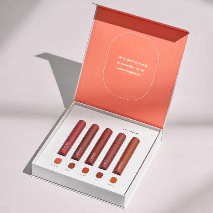 تصميم علبة تغليف براقة الشفاه المخصصة